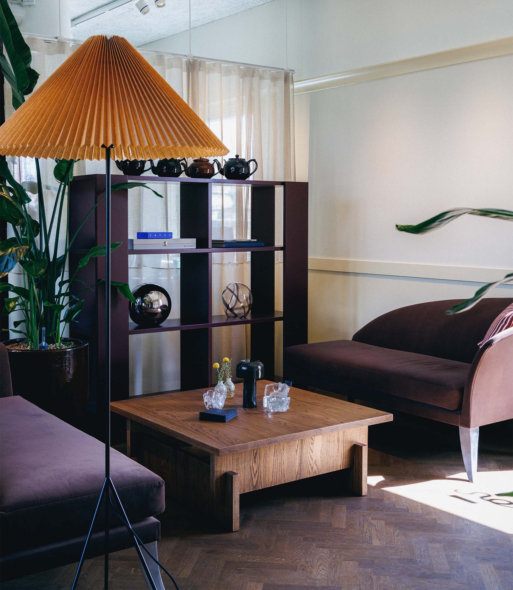 Soffbord designat av Studio Navet och byggt av Yllw Factory