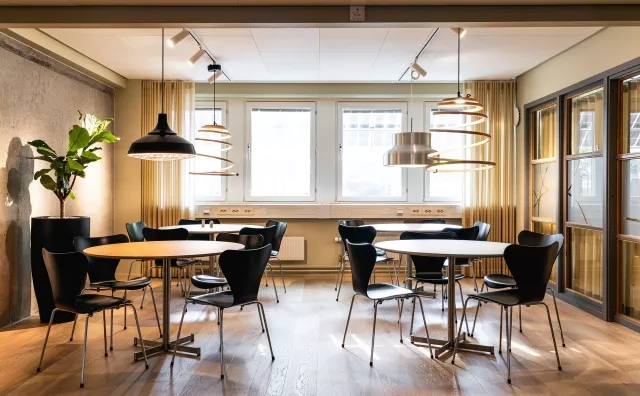 Yllw Factory inreder med Fritz Hansen på Malmö stad