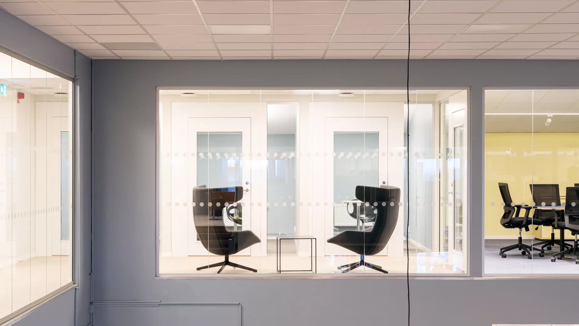 Fåtöljer från Moroso hos Hitachi i Landskrona