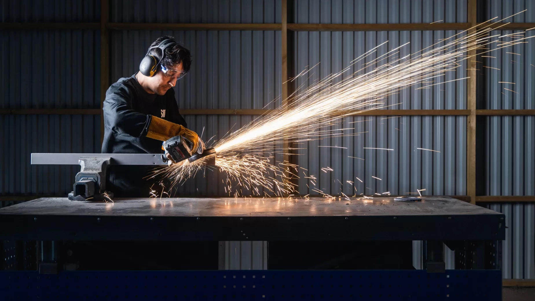 Yllw Factory Bords- och metallverkstad