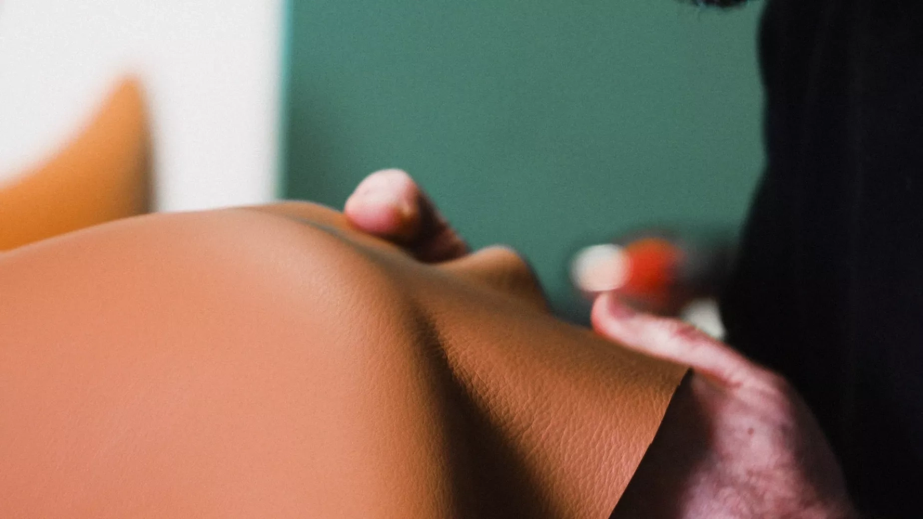 Yllw Factory omklädnad av fåtölj