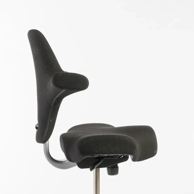 Toimistotuoli Capisco 8106